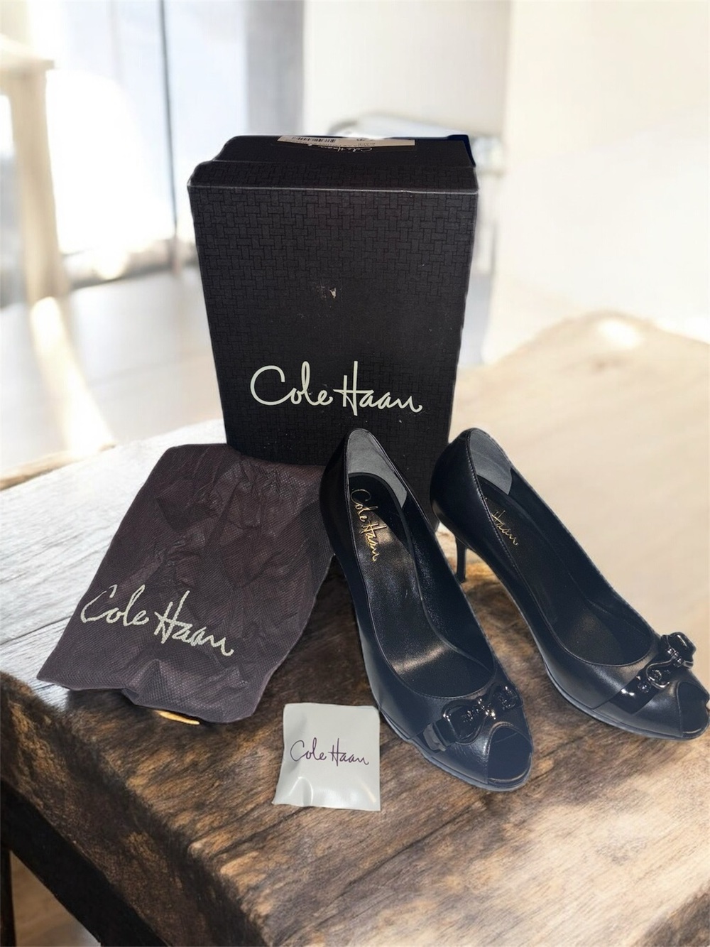 Cole Haan Carma Air Tantivy Black Leather Peep Toe Pumps w/ Bow Accent W 7.5